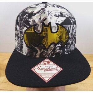 Batman DC Comics Cap Hat Black with Yellow Bat Signal Snap Back New